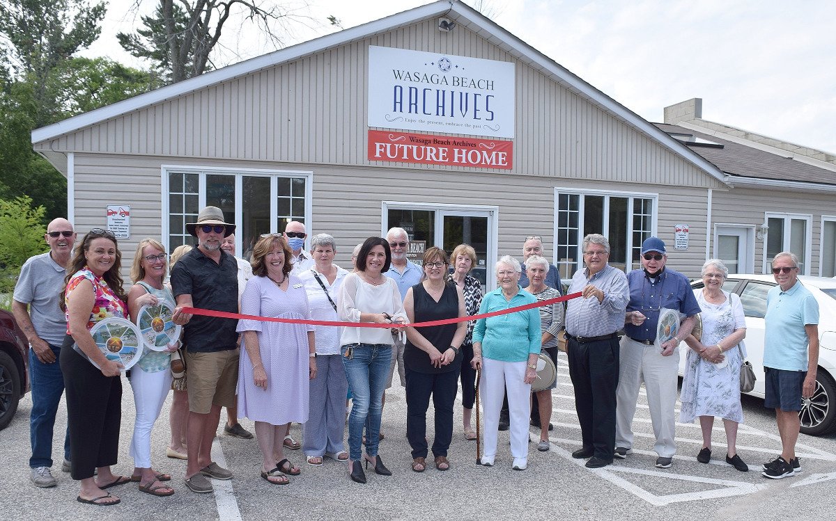Archives grand opening